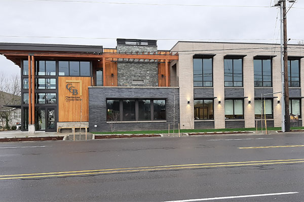 Gresham Office bank exterior photo from roadside